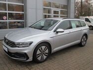 VW Passat Variant, 1.4 TSI Hybrid GTE GTE, Jahr 2021 - Oyten