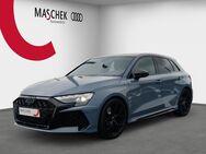 Audi RS3, Sportback SportAGA DesPak, Jahr 2022 - Wackersdorf