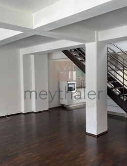 ***lichtdurchflutete Maisonettwohnung mit Dachterrasse im Herzen v. Nürnberg in Zentraler Lage*** - Nürnberg