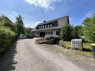 Wohnen im Grünen: Erdgeschosswohnung in einem gepflegten Zweifamilienhaus mit Terrasse und Garten - Menden (Sauerland)