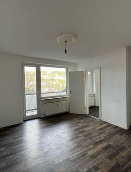 Helle 2-Zimmer Maisonettewohnung im Wuppertaler Zooviertel - Wuppertal