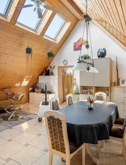 IMMORath.de - Barrierefreie Dachgeschoss-Wohnung in exzellenter Lage in Burkheim - Vogtsburg (Kaiserstuhl)