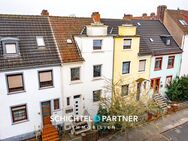 Ohlenhof | Clever geschnittenes Zweifamilienhaus mit Balkon und Terrasse - Bremen