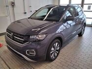 VW T-Cross, 1.0 TSI Move App, Jahr 2023 - Hannover