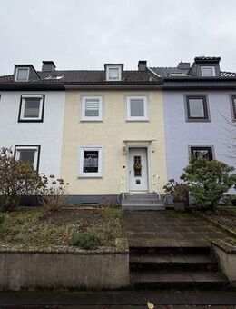 Reihenmittelhaus in begehrter Lage von Hilden mit Baugrundstück - Hilden