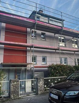 Traum für Paare und Familien! Kernsanierte 3,5 Zimmer mit Garten, Garage und Balkon - Pforzheim