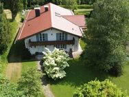 Traumlage mit Panoramablick-Landhausvilla auf großem Grund - Bad Kohlgrub