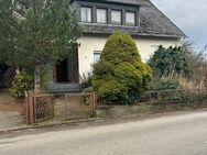 Zweifamilienhaus im Grünen mit geräumiger Garage - für Handwerker geeignet - in 56077 Koblez Immendorf - Koblenz