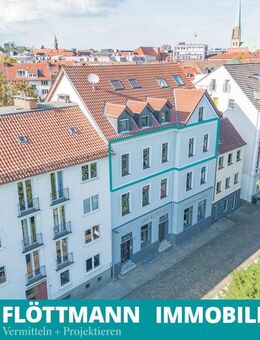 Bielefelder Altstadt: energetisch saniertes Altbaujuwel mit Balkon & Fernwärme! - Bielefeld
