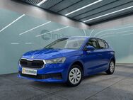 Skoda Fabia, 1.0 MPI Active, Jahr 2023 - München