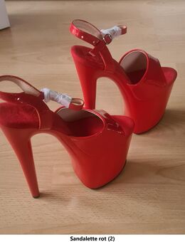 High Heels Plateau Sandalette Lack glänzend rot / Größe 43 / *NEU* - Marl (Nordrhein-Westfalen)