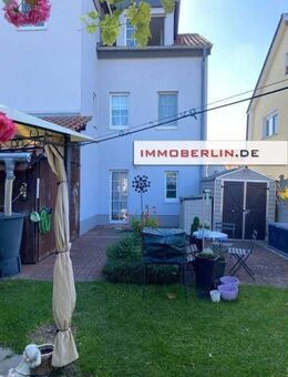 IMMOBERLIN.DE - Kernsaniertes Mehrfamilienhaus in angenehmer Lage - Oberkrämer