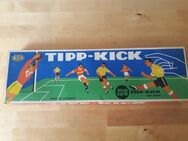 Antikes Tisch-Fußball-Spiel "Tipp-Kick" - Nürnberg