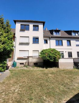 MANNELLA *Offenes Wohngefühl* Toll geschnittene Dachgeschosswohnung in zentraler Lage von Spich - Troisdorf