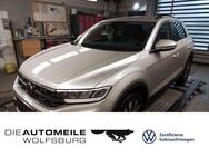 VW T-Roc, 1.0 TSI Move, Jahr 2024 - Wolfsburg