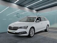 Skoda Superb, 2.0 TDI Combi Ambition Rea, Jahr 2023 - München