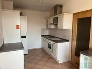WG-geeignete, gemütliche 2-Raum-Wohnung mit Einbauküche und kleinem Balkon im 5. OG auf der Karl-Marx-Straße zu vermi... - Bautzen