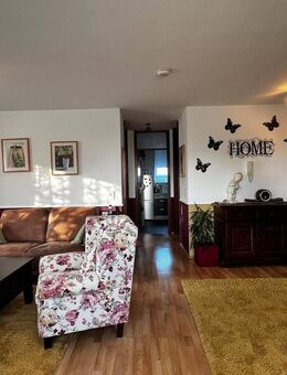 2 Zimmer-Wohnung mit Süd-Balkon und Tiefgaragen-Stellplatz in ruhiger Lage! - Renningen