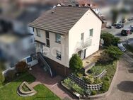 Renovierungsbedürftiges Reiheneckhaus mit Gartenidylle: Familienoase in LU-Mundenheim - Ludwigshafen (Rhein)