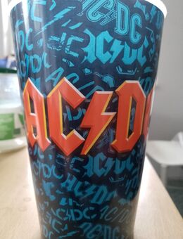 AC/DC Tourbecher 0,5l - Berlin