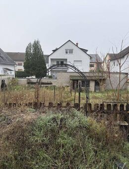 2 Familienhaus + Baugrundstück für freistehendes Einfamilienhaus - Schwetzingen