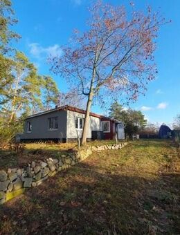 Möblierter Bungalow als Zweitwohnsitz auf Pachtland mit vielen Annehmlichkeiten wie Sauna, Badewanne, offene EBK und vielen mehr - Rathenow