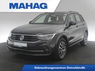 VW Tiguan, 1.5 TSI LIFE, Jahr 2022 - München