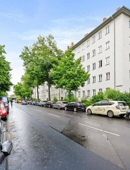 Vermietete Eigentumswohnung auf Erbpachtgrundstück in Berlin-Friedenau - Berlin