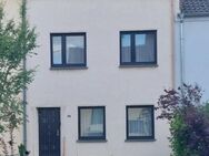 Fraulautern - 1Familienhaus mit Garten-Garage-2Stellplätze - Saarlouis