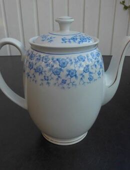 Kahla Porzellan Kaffeekanne weiß blau 2 l Vintage Landhaus-Deko defekt 3,- - Flensburg