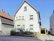 2-Familienhaus mit flexiblen Nutzungsmöglichkeiten und schönem Außenbereich - Friedrichsthal (Saarland)