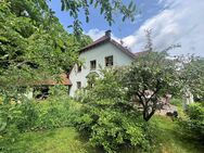 Gepflegte Doppelhaushälfte mit ausgebauter Zusatzfläche im 2. Dachgeschoss, nach Südwesten ausgerichtet, sonnige, ruhige Ortsrand- und Waldrandlage! - Schwarzenbruck