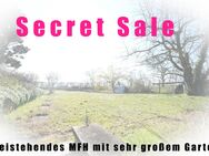 Secret Sale – freistehendes MFH mit sehr großem Garten, über 280 m² Wfl. und über 1.000 qm Grdst. - Neuenburg (Rhein)