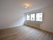 Wohnen mit Balkon! Renovierte 2-Zimmer-Whg in Essen-Altendorf - Essen
