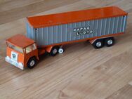 Gama Faun LKW mit Container, orange/silber - Bad Bodenteich