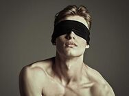blindfold young man - Brandenburg (Havel) Zentrum