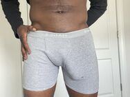 BLACK sucht lustvolle erotische Massage TG - Augsburg