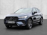 Volvo XC60, B4 Benzin Plus Dark H&K, Jahr 2022 - Aachen