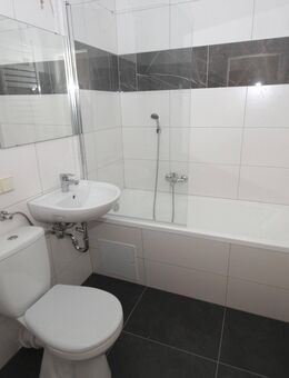 3-Zimmer-Wohnung mit Badewanne - Wohnberechtigungsschein erforderlich - Magdeburg