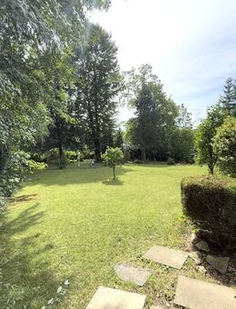 Winkelbungalow mit Traumgrundstück - ideal für Familien - Oberndorf (Neckar)