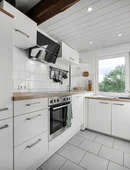 Furnished 3 Room apt. Big Balcony - 2 Floors of livingspace - Gelsenkirchen Buer
