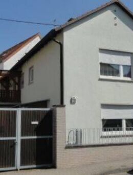 Gemütliches Einfamilienhaus für den geschickten Handwerker - Forst (Weinstraße)