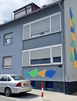 TOPANGEBOT (A1) * Ihr Mehrfamilienhaus (Seckbach) mit 9 Wohnungen, 9 Garagen, Doppelgarage (Lager), Pkw-Stellplätzen ..... - Frankfurt (Main)