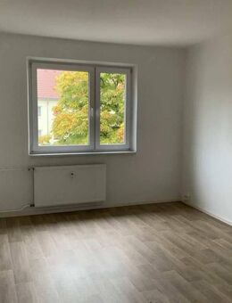 kurzfristig beziehbare 3-Raumwohnung in Sellerhausen - Leipzig