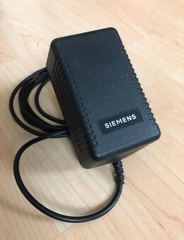 Siemens Netz- / Ladegerät 12V/550mA - Bremen