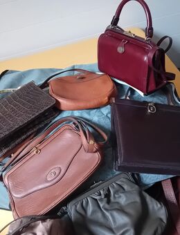 Markenhandtaschen für Unternehmungslustige - Frankfurt (Main)