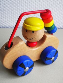 Greifling-Holz-PKW mit Fahrer,ca. 13 cm - Linnich
