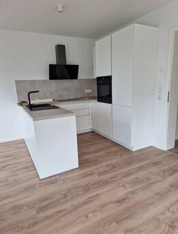 Neubauwohnung mit Einbauküche und Terrasse - Windeck