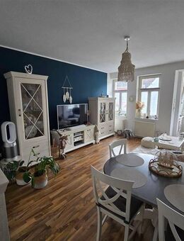 Altbauwohnung mit Balkon und 3 Zimmern! - Waren (Müritz)