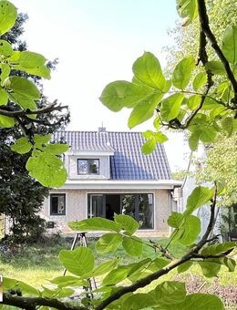 Unfertig aber Kernsaniert - Haus mit großem Garten bietet Flächen für ihre Kreativität - Neumünster